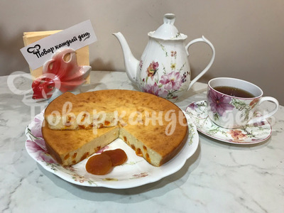 Творожная запеканка с курагой