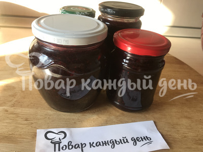 Варенье из черной смородины с сахаром