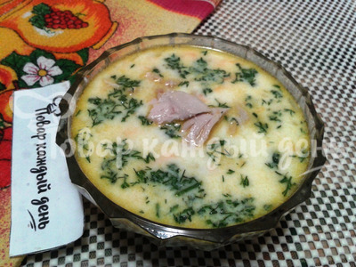 Сливочно-сырный суп с курицей