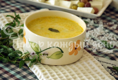 Сырный суп с курицей и капустой