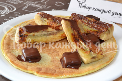 Овсяноблин с бананом и шоколадом